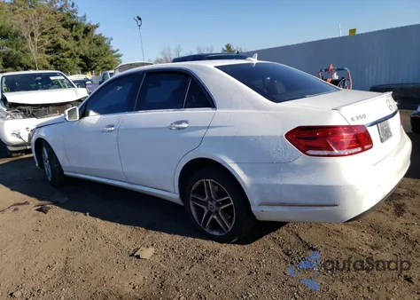 2014 Mercedes-Benz E 350 4Matic z USA, uszkodzony, nr VIN WDDHF8JB1EA776547